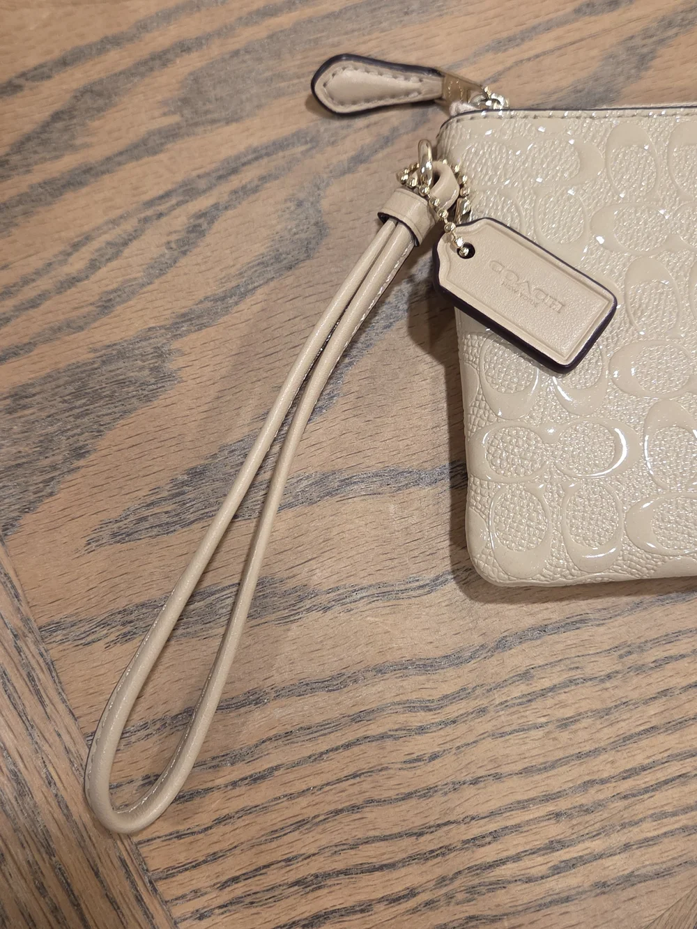 Coach Corner Zip Wristlet Women Small Beige Monogram Patent Y2K Luxury Pouch